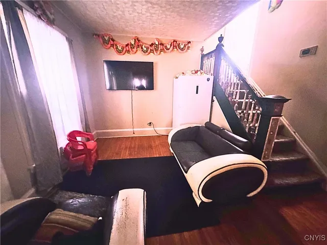 $110,999 | 2331 Midland Avenue, Syracuse, NY 13205