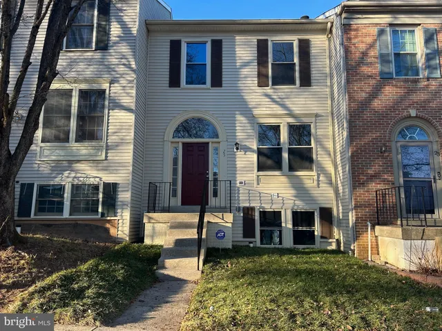 $469,000 | 25 Drumcastle Court, Germantown, MD 20876