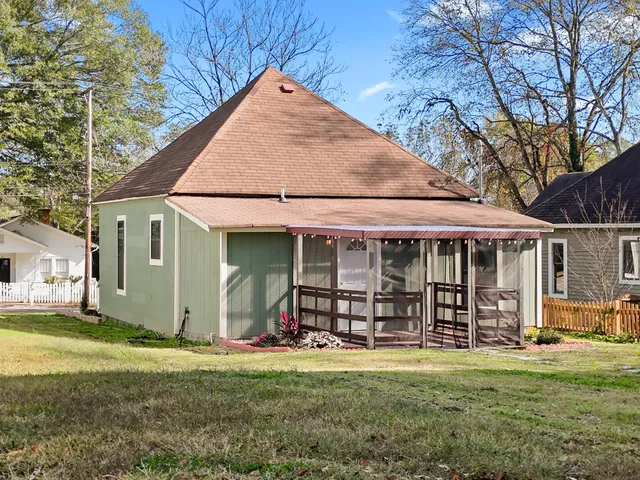 $425,000 | 5411 St Elmo Avenue, Chattanooga, TN 37409