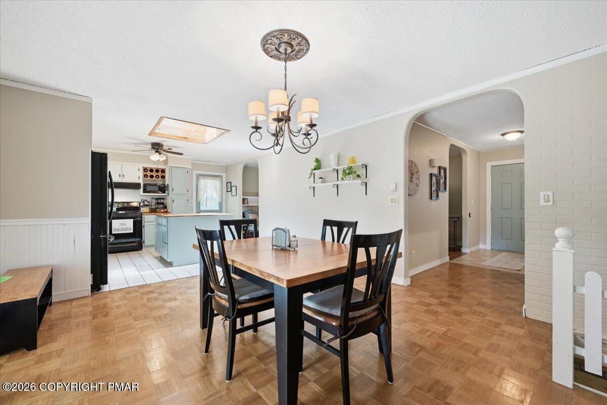 4142 Romeo Road Tobyhanna, PA 18466 - Photo 16 of 80 Dining Area