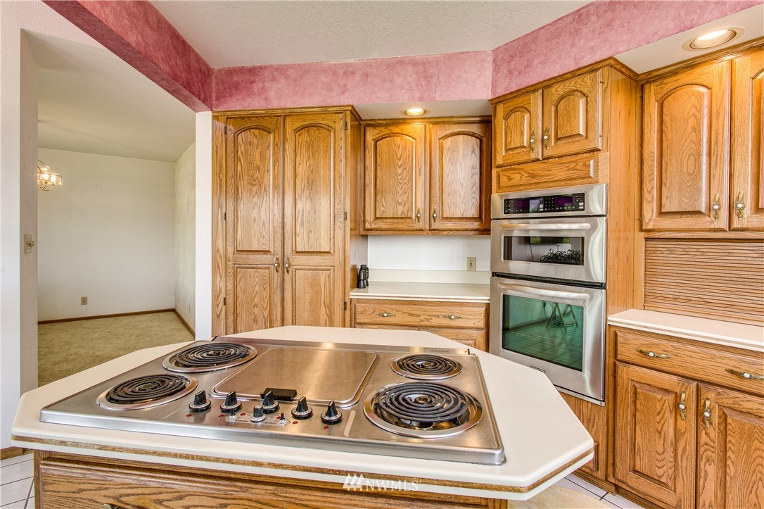 5887 Laurel Ridge Way Bellingham, WA 98226 - Photo 14 of 37