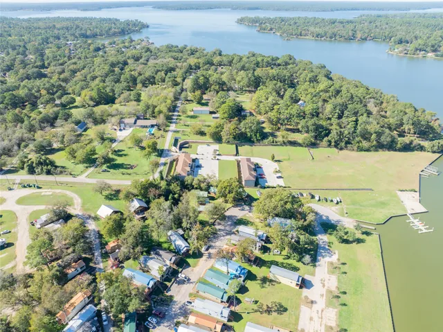 $1,600 | 13165 Snow Lane, Unit 1, Willis, TX 77318