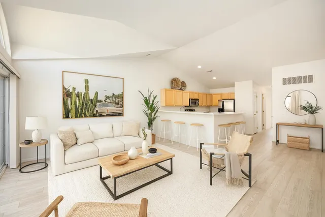 $374,900 | 2936 Signature Boulevard, Ann Arbor, MI 48103