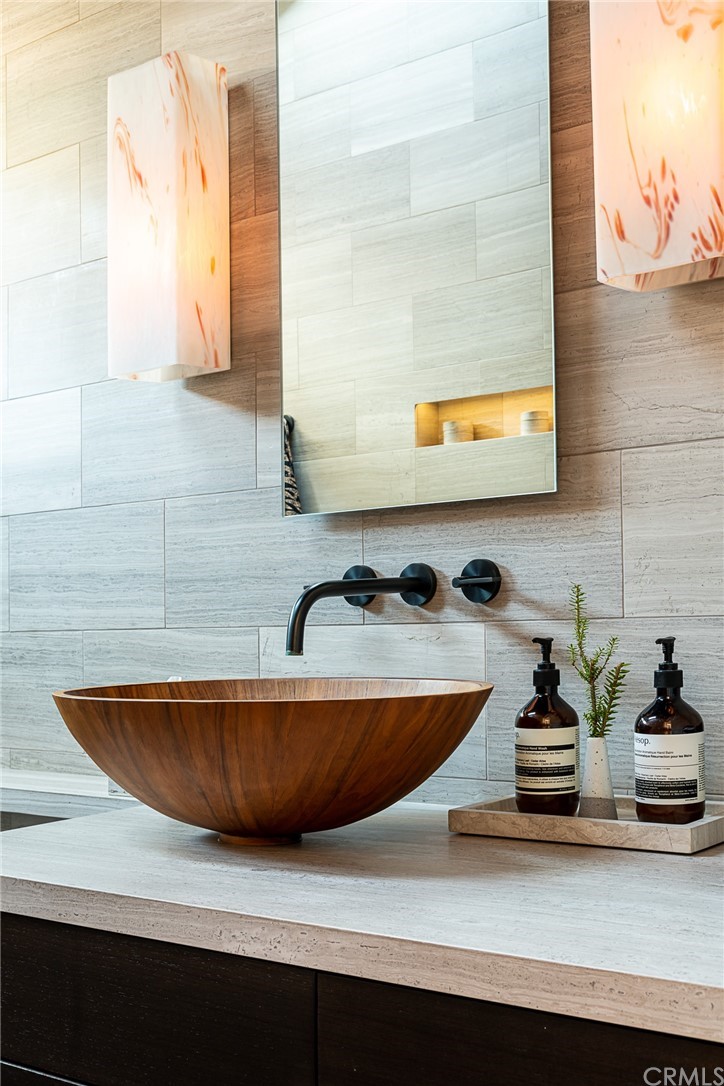 2804 The Strand Manhattan Beach, CA 90266 - Photo 28 of 51 a bathroom with a sink and a mirror