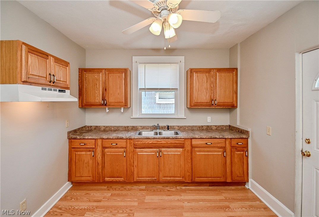 2824 5th Street Northwest Canton, OH 44708 - Photo 3 of 10 Gallery Image 3