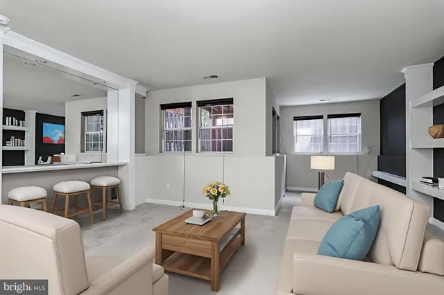 $3,400 | 11545 Cavalier Landing Court, Fairfax, VA 22030