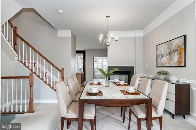 $3,400 | 11545 Cavalier Landing Court, Fairfax, VA 22030