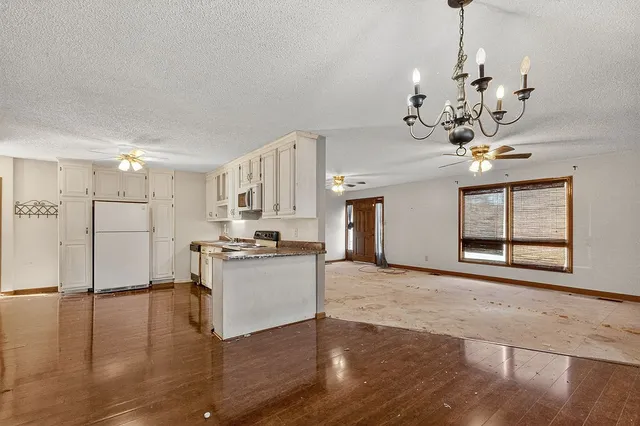 a view of a house with a outdoor space