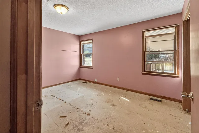 $310,000 | 601 Pleasantwood Drive, Mount Pleasant, TN 38474