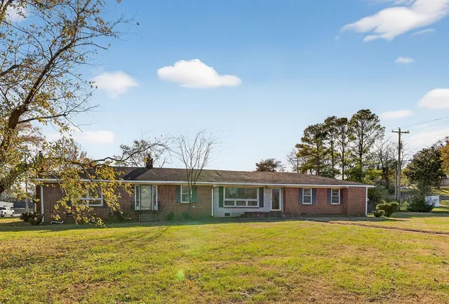 $310,000 | 601 Pleasantwood Drive, Mount Pleasant, TN 38474