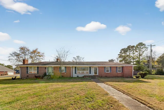 $310,000 | 601 Pleasantwood Drive, Mount Pleasant, TN 38474