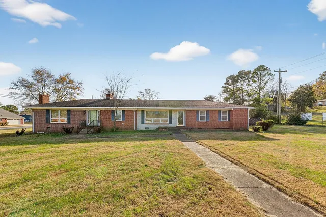 $310,000 | 601 Pleasantwood Drive, Mount Pleasant, TN 38474