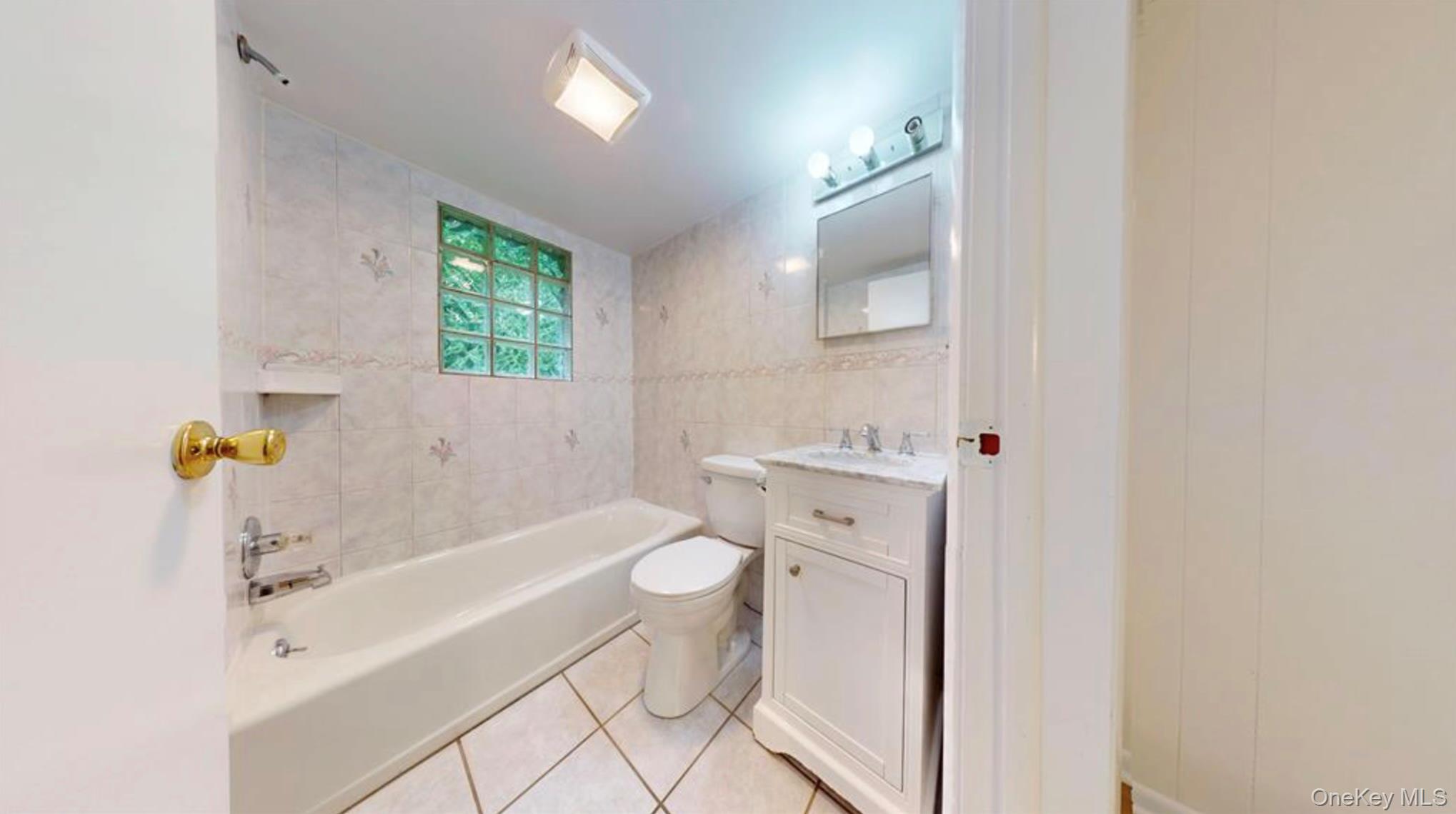 406 Christian Herald Road Valley Cottage, NY 10989 - Photo 12 of 15