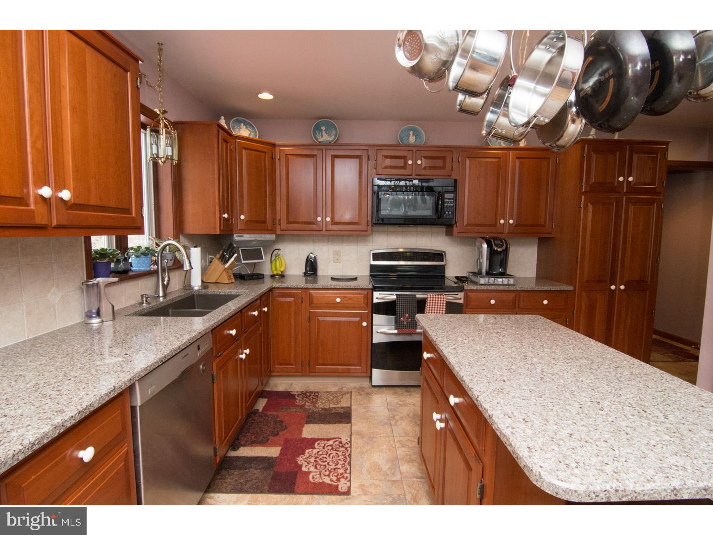 2863 Hauck Road Green Lane, PA 18054 - Photo 9 of 25 Kitchen
