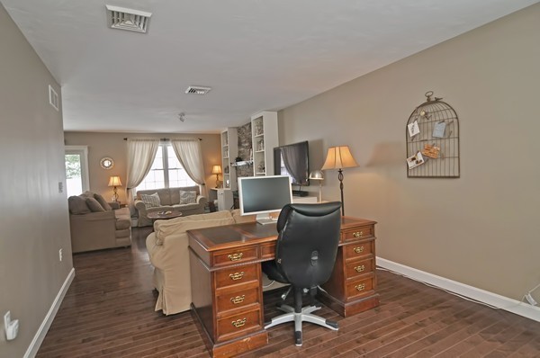 363 Mendon Road Northbridge, MA 01534 - Photo 9 of 24 Gallery Image 9