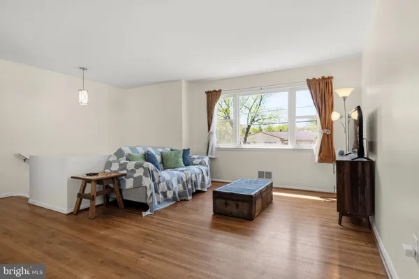 $415,000 | 6705 Hastings Drive, Capitol Heights, MD 20743