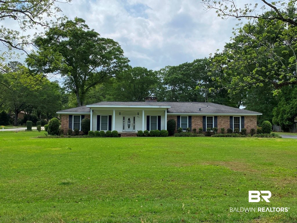 1501 North Alston Street Foley, AL 36535 - Photo 1 of 39