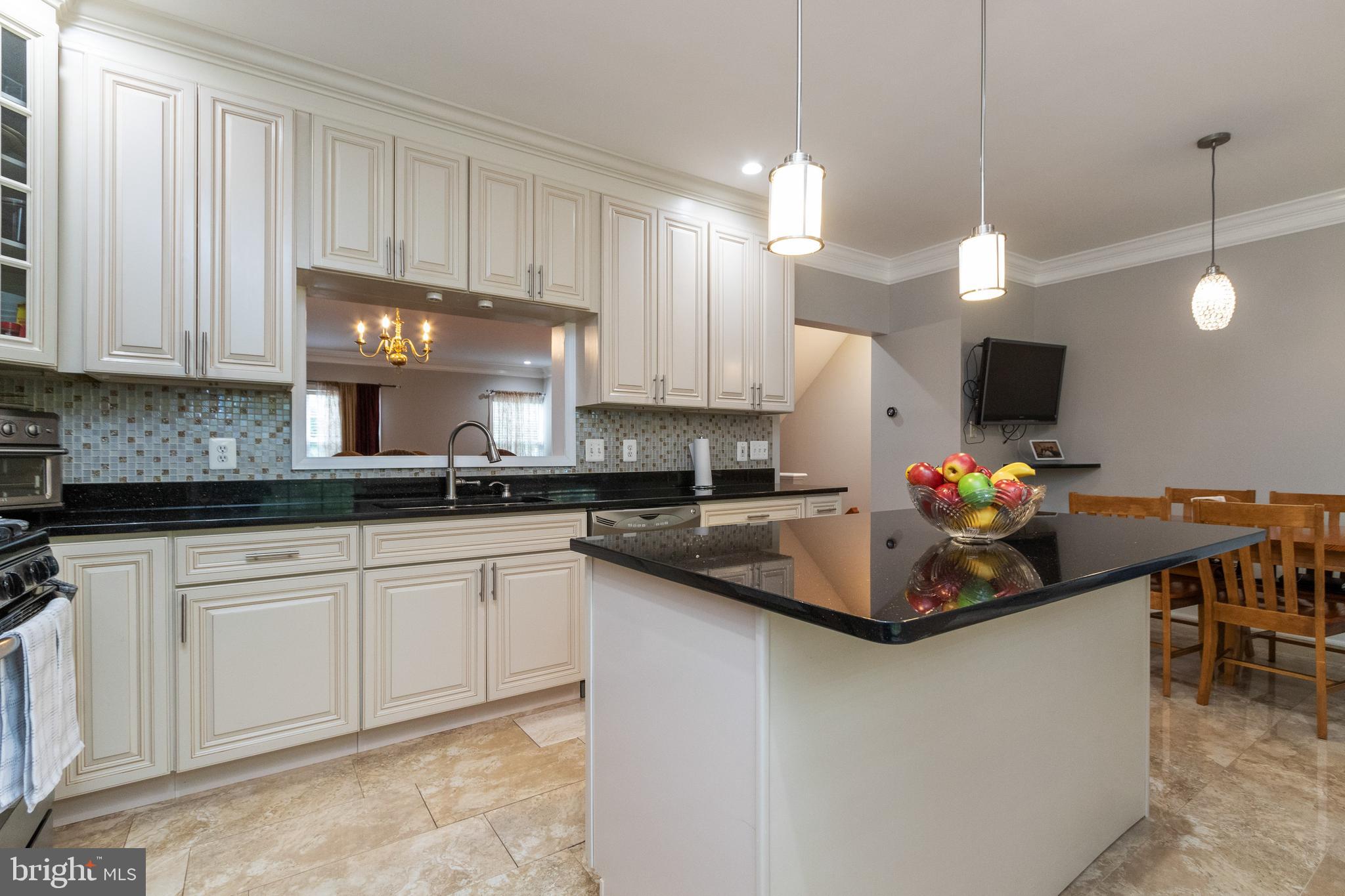 18775 Trident Square Leesburg, VA 20176 - Photo 14 of 51 Kitchen