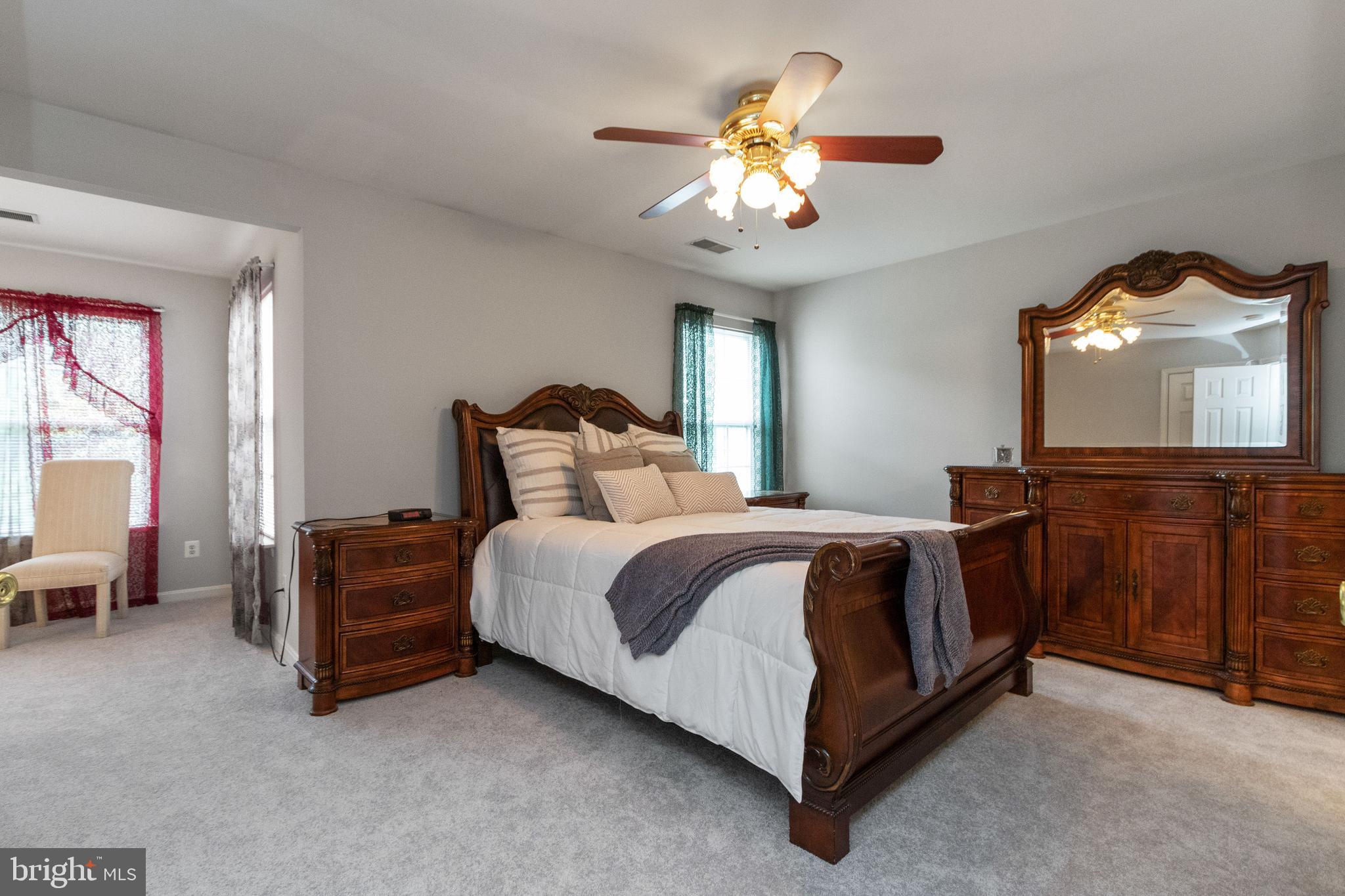 18775 Trident Square Leesburg, VA 20176 - Photo 22 of 51 Spacious Main bedroom