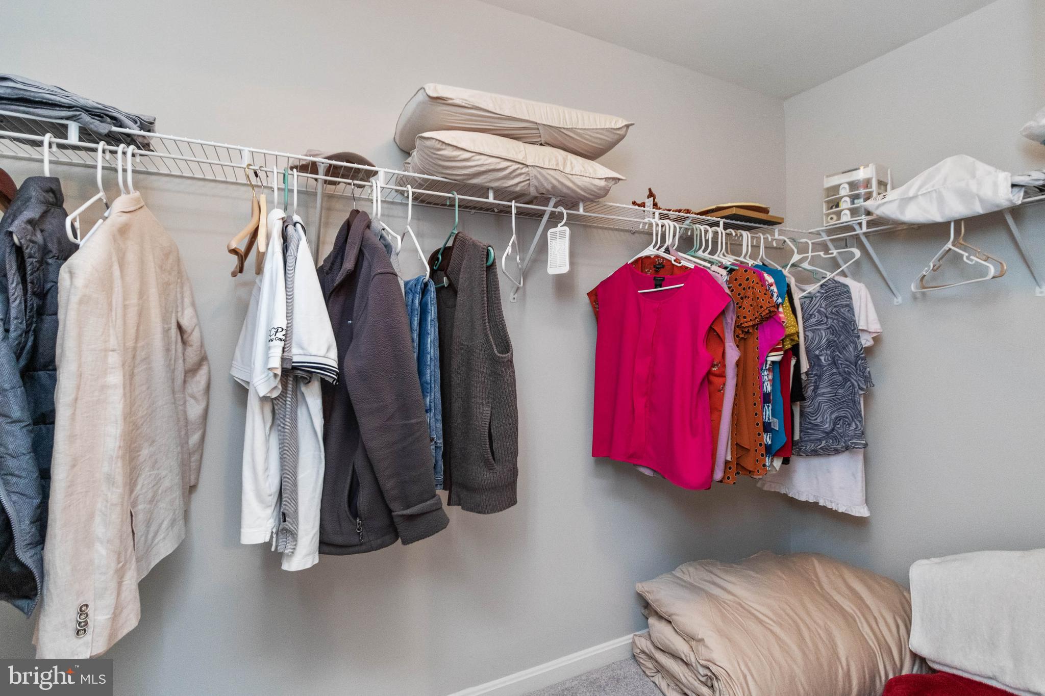 18775 Trident Square Leesburg, VA 20176 - Photo 28 of 51 Hugh main bedroom closet