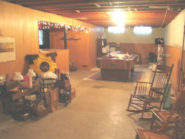 572 Robinson Road Jackson, MI 49203 - Photo 8 of 11 Photo 8