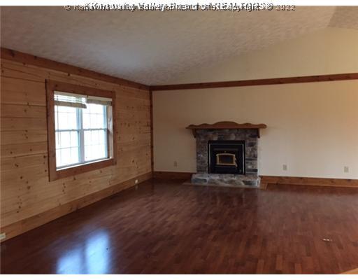 566 Sedgewood Drive Ripley, WV 25271 - Photo 4 of 11 Living Room.