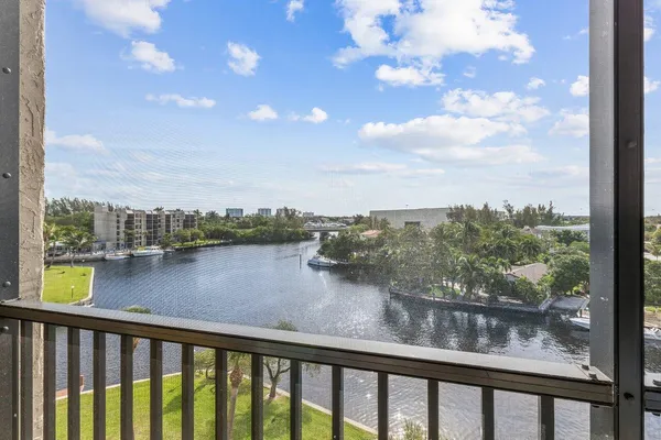 $375,000 | 13 Royal Palm Way, Unit 602, Boca Raton, FL 33432