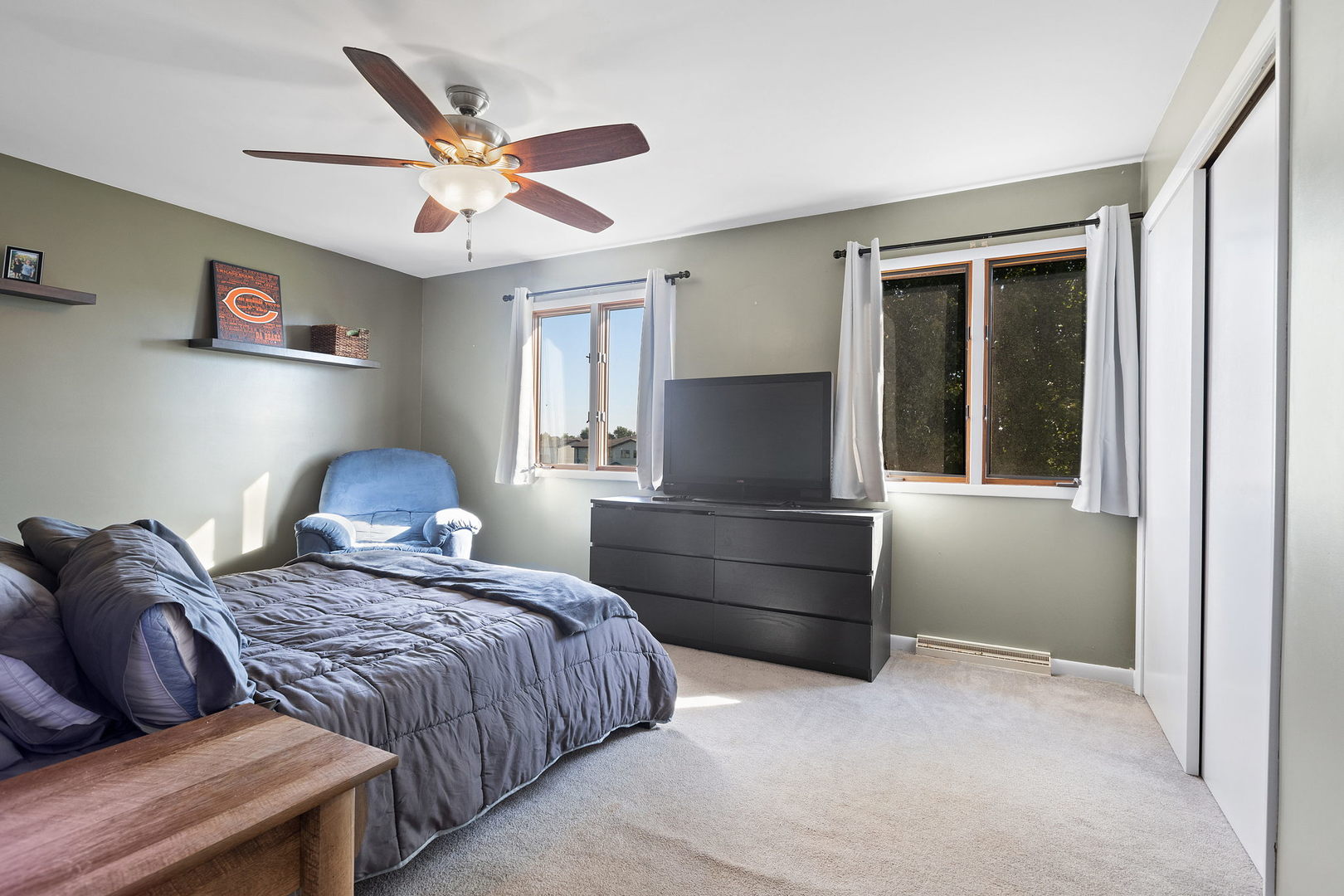 778 Lake Road, Unit 778 New Lenox, IL 60451 - Photo 9 of 16 a bedroom with a bed and window