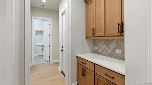 $942,000 | 109 Lazy Oak Place, Spicewood, TX 78669