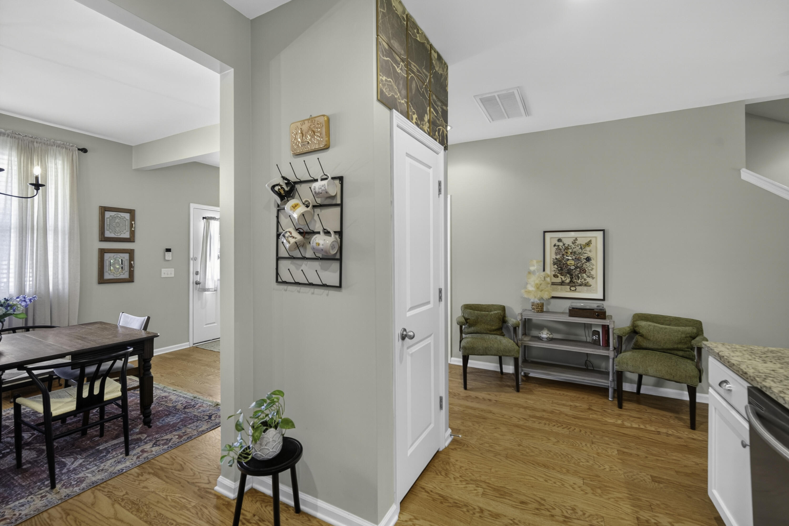 9127 Parlor Drive Ladson, SC 29456 - Photo 10 of 33