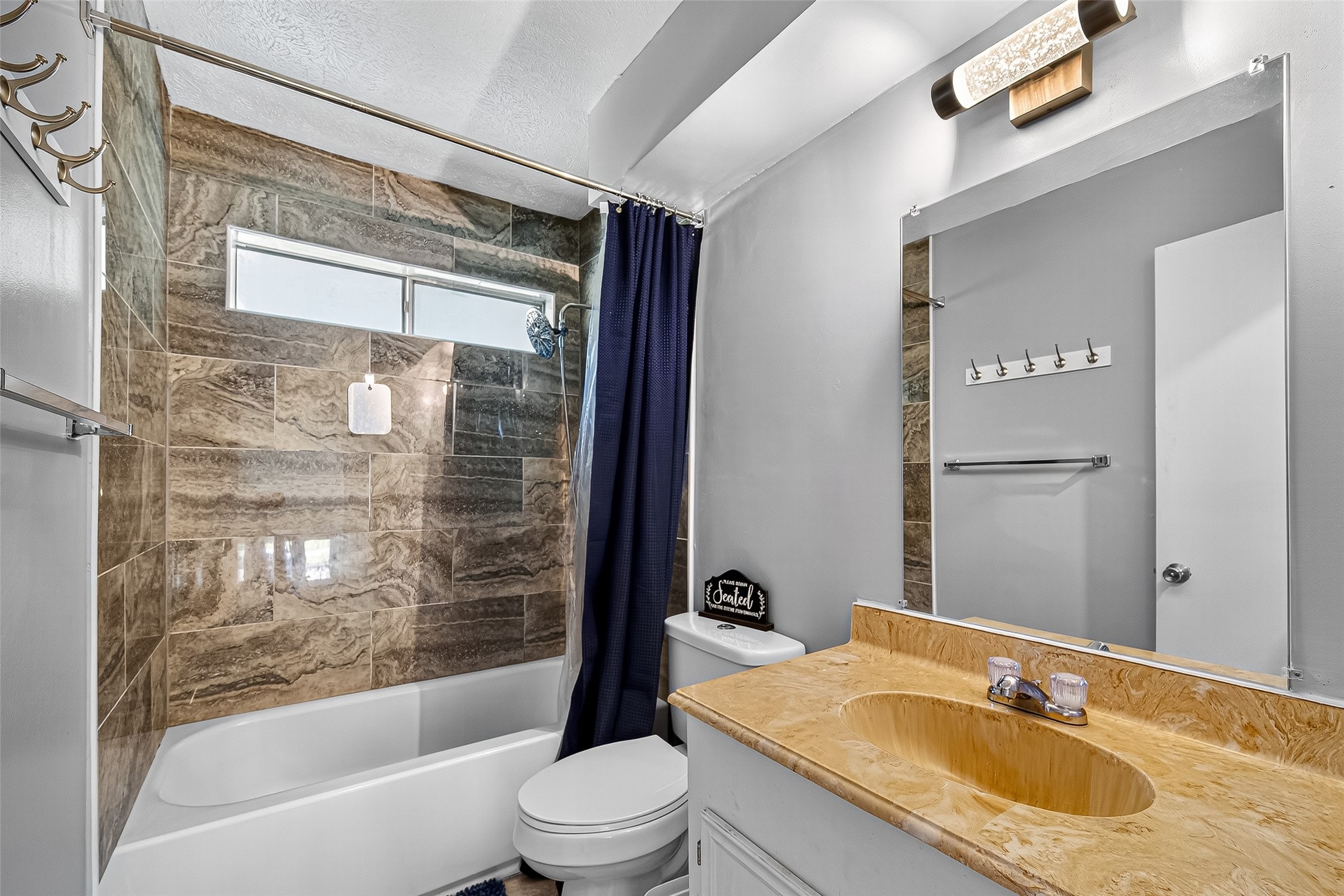 702 Heather Lane Baytown, TX 77521 - Photo 17 of 26