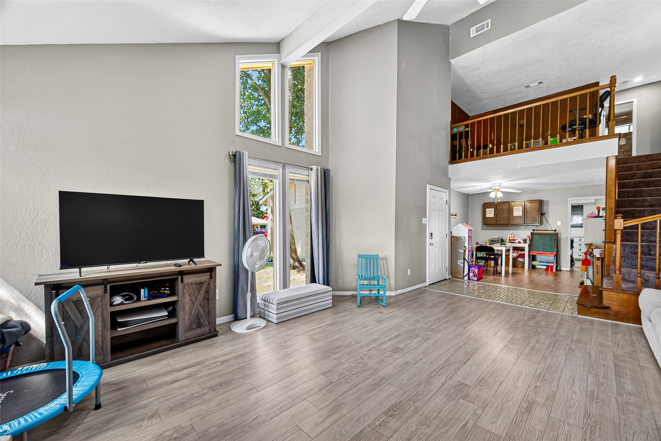 702 Heather Lane Baytown, TX 77521 - Photo 6 of 26