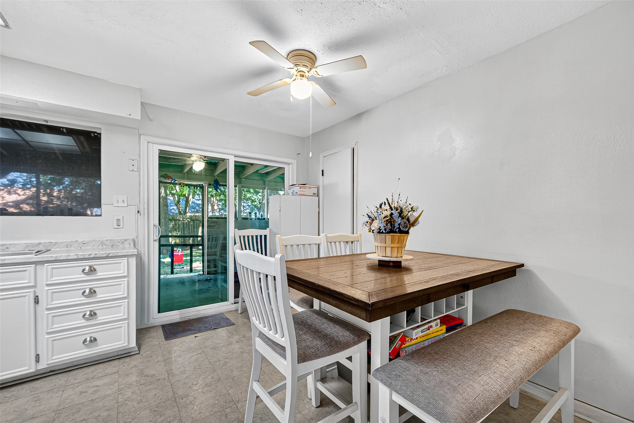 702 Heather Lane Baytown, TX 77521 - Photo 10 of 26