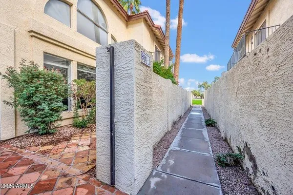 $2,200 | 8841 South 51st Street, Unit 1, Phoenix, AZ 85044