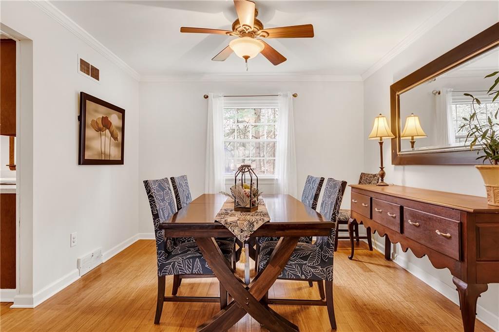 8 Blackswoods Road Freedom, PA 15042 - Photo 4 of 25 Dining room 11x11