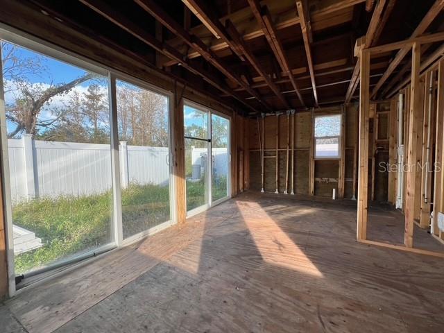 5700 North Lockwood Ridge Road Sarasota, FL 34243 - Photo 6 of 18 Gallery Image 6
