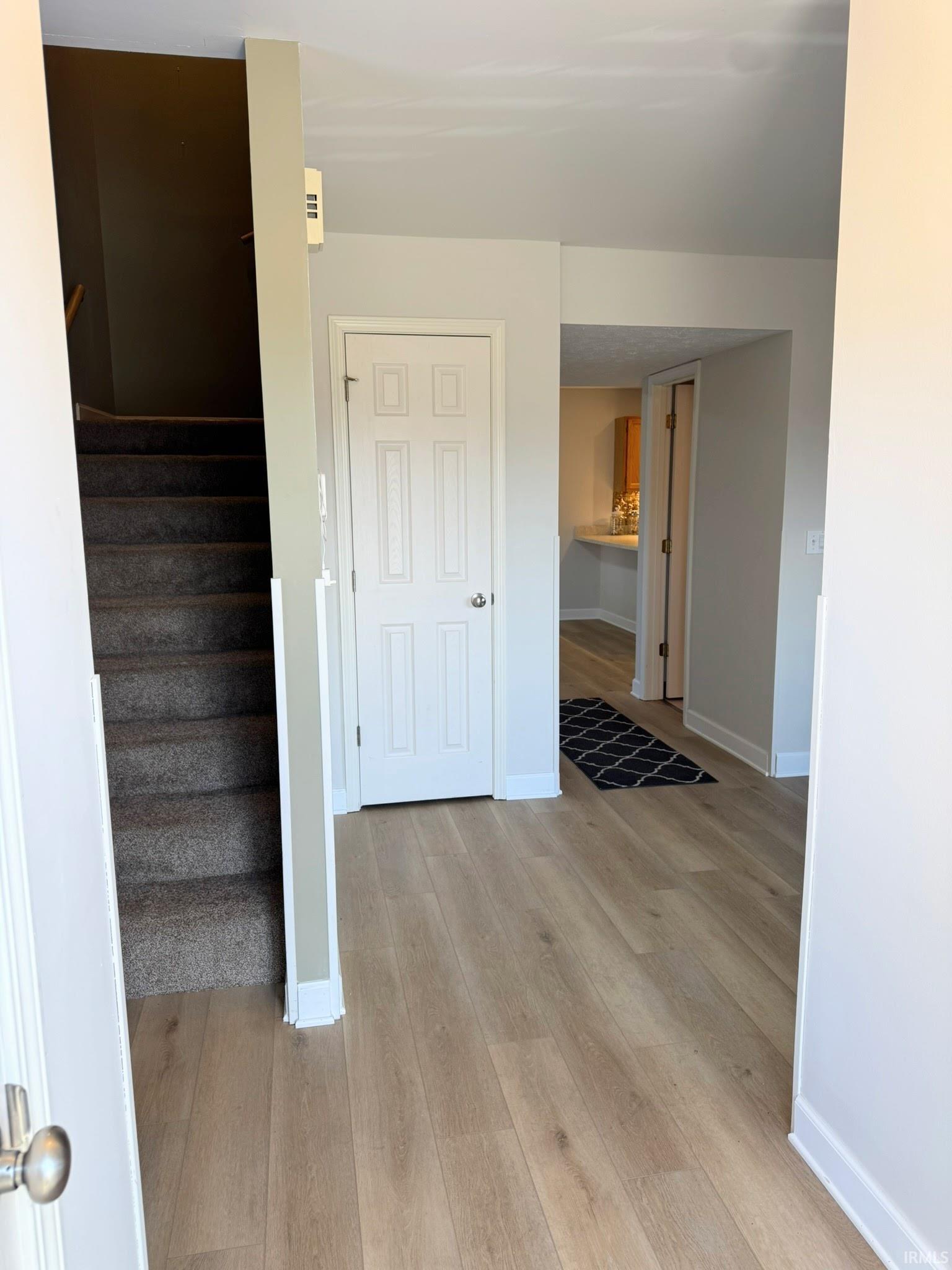 5788 Morningside Drive Newburgh, IN 47630 - Photo 4 of 19