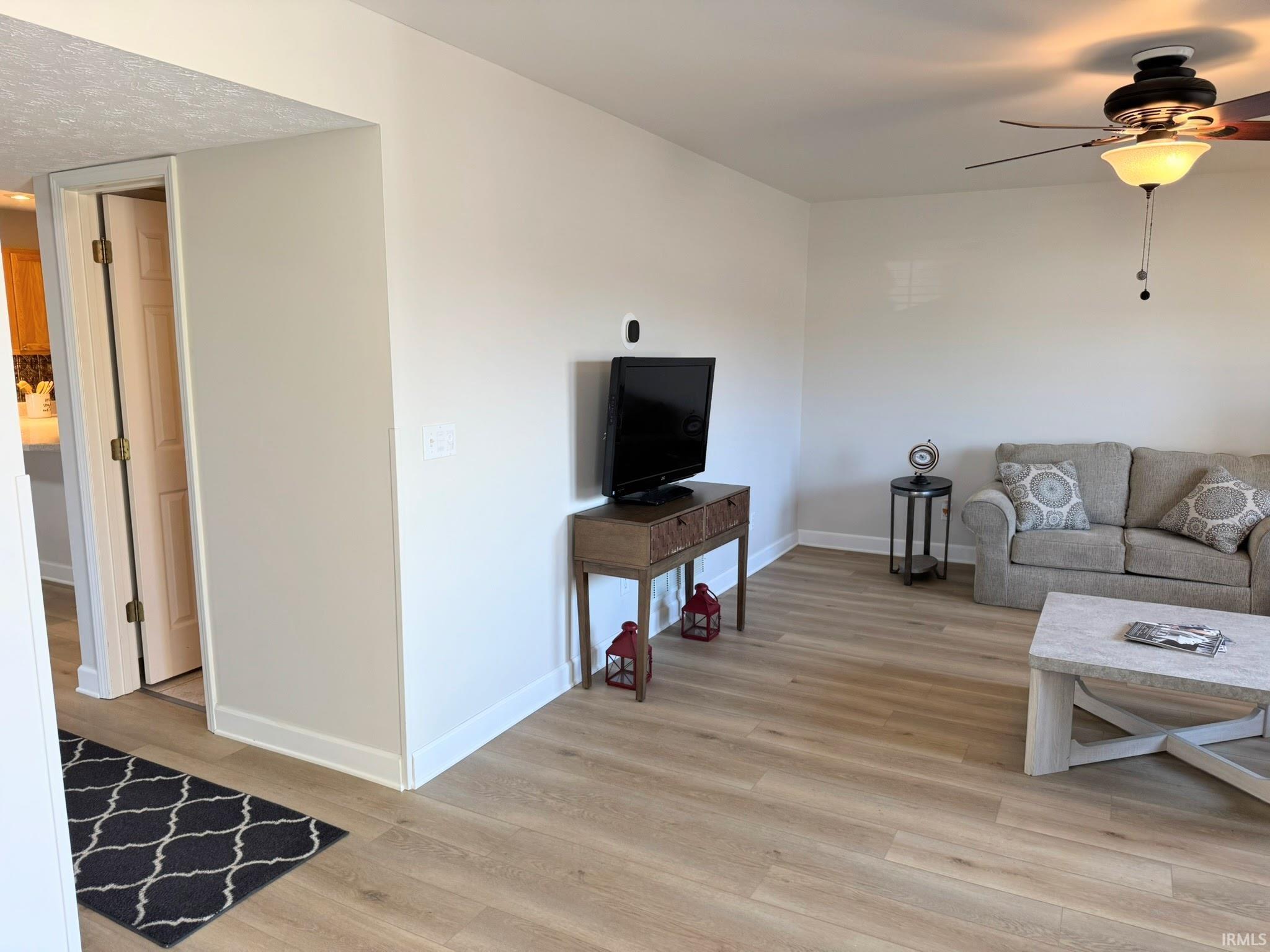 5788 Morningside Drive Newburgh, IN 47630 - Photo 5 of 19