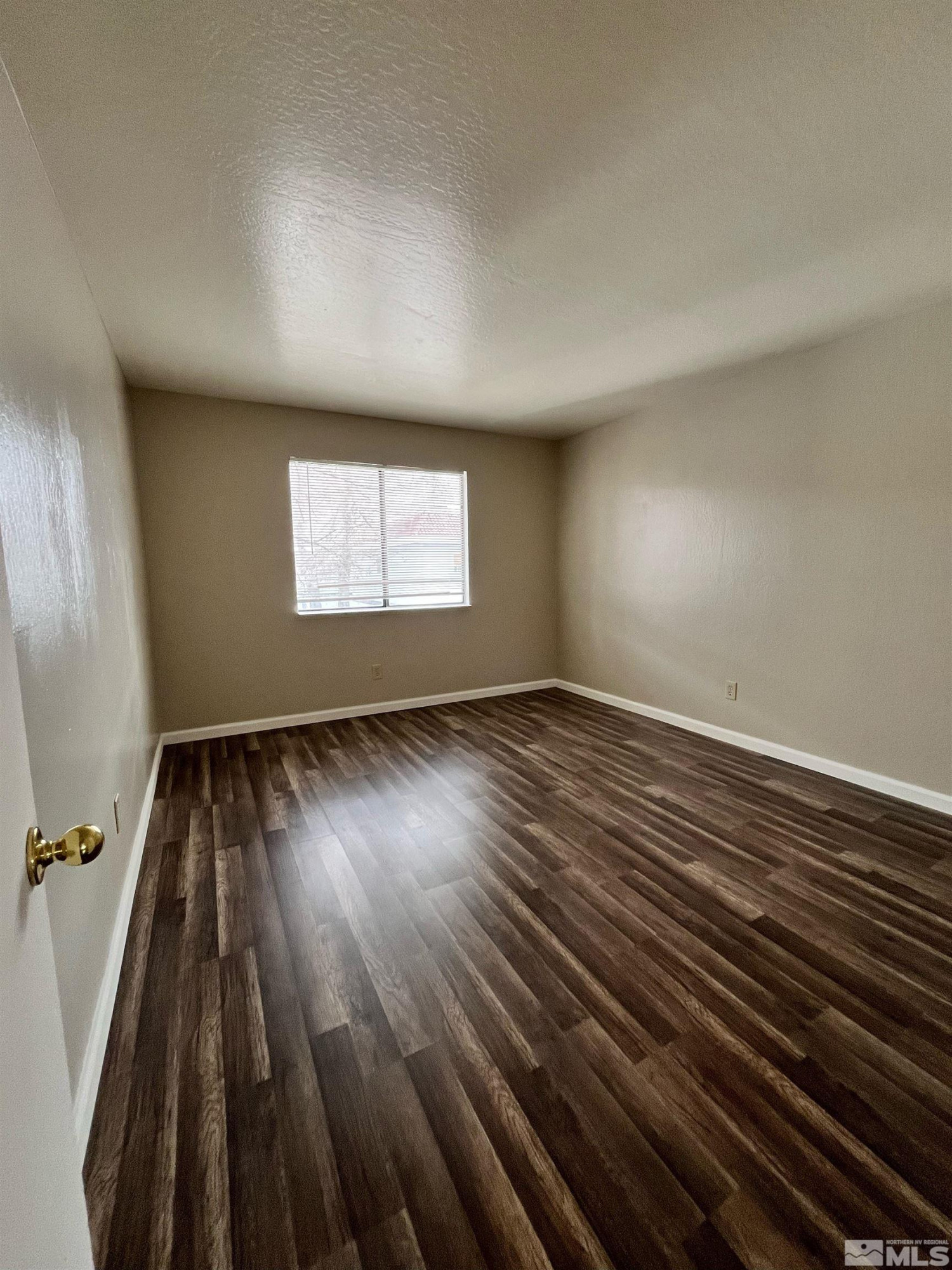 1494 Lewis Street, Unit 6 Reno, NV 89502 - Photo 11 of 13 Photo 13