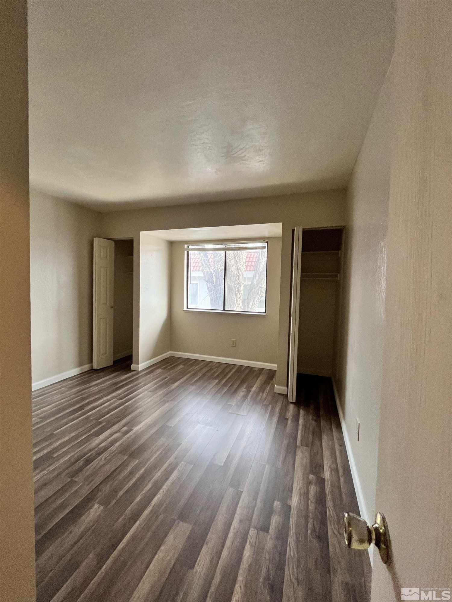 1494 Lewis Street, Unit 6 Reno, NV 89502 - Photo 7 of 13 Photo 9