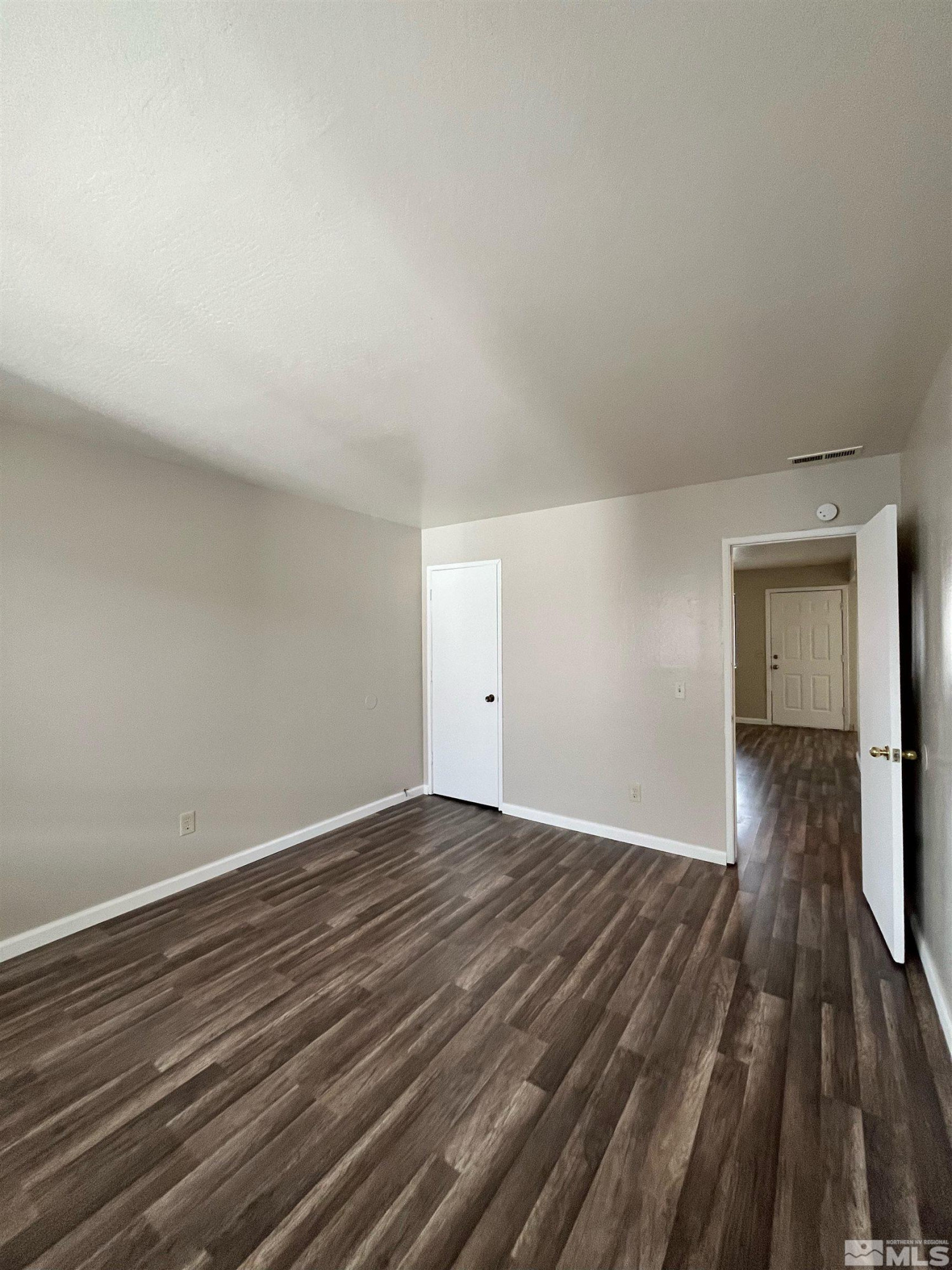 1494 Lewis Street, Unit 6 Reno, NV 89502 - Photo 9 of 13 Photo 11