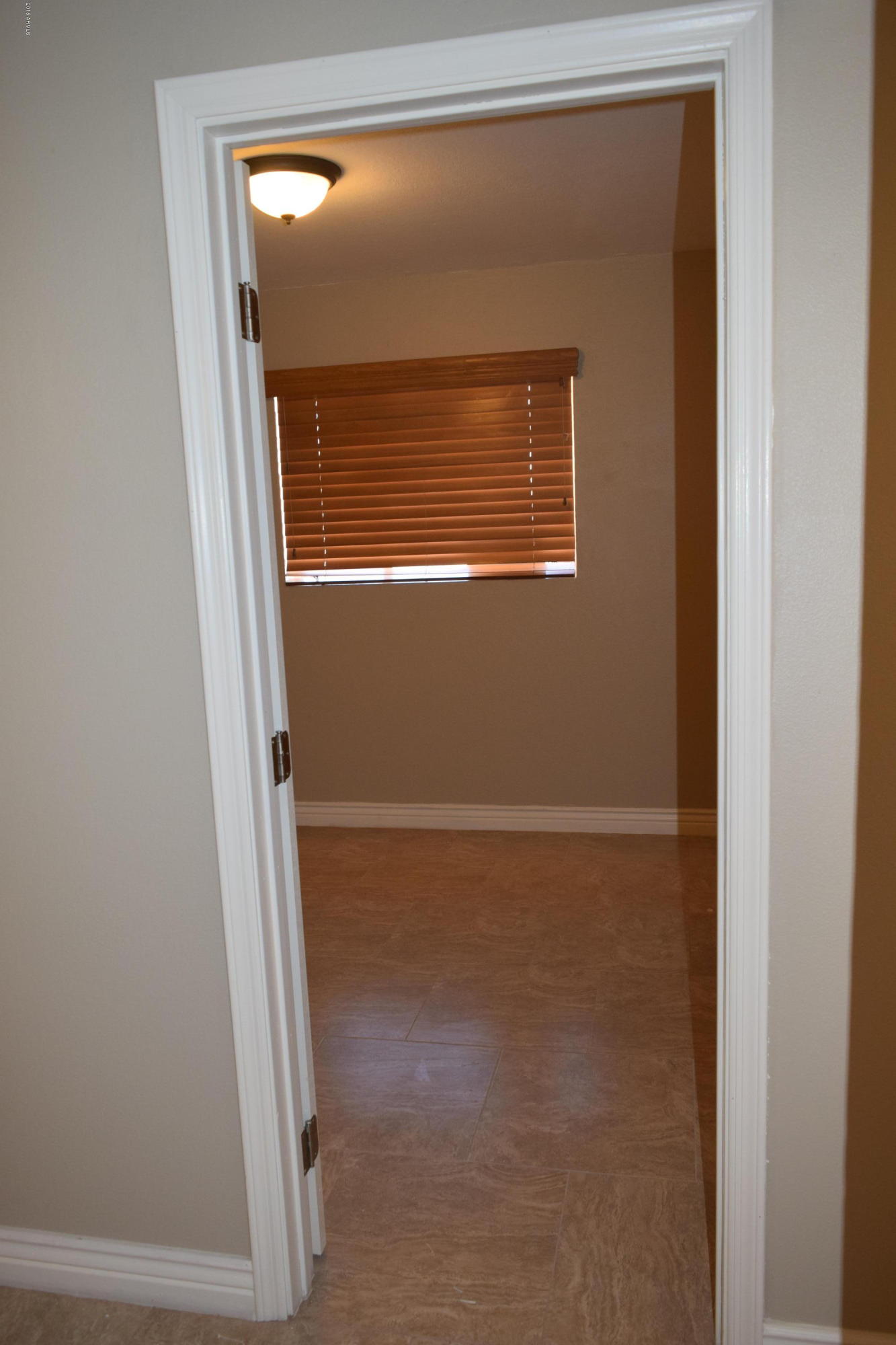 3225 West Bethany Home Road Phoenix, AZ 85017 - Photo 6 of 13 DSC_0192