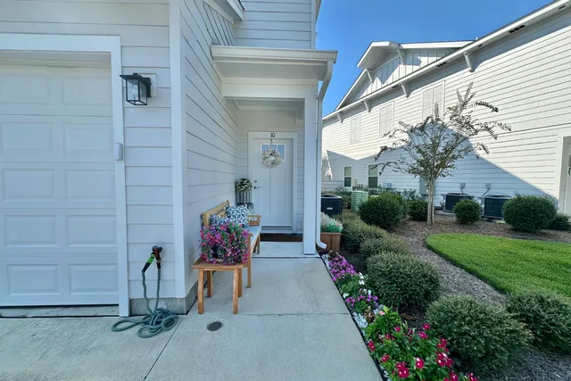 $2,500 | 100 Beach Drive, Unit 10, Destin, FL 32541