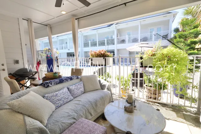 $2,500 | 100 Beach Drive, Unit 10, Destin, FL 32541