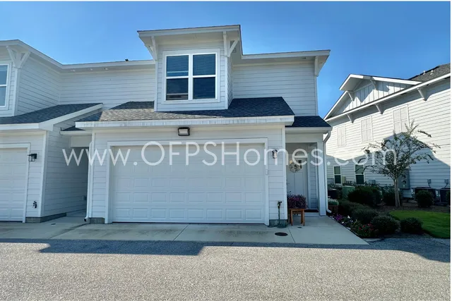 $2,500 | 100 Beach Drive, Unit 10, Destin, FL 32541