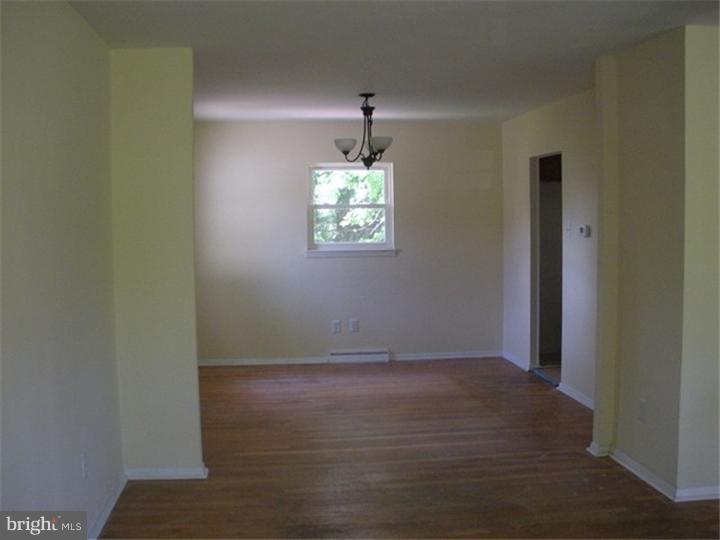 17 Chatham Road Gibbsboro, NJ 08026 - Photo 5 of 9 Gallery Image 5