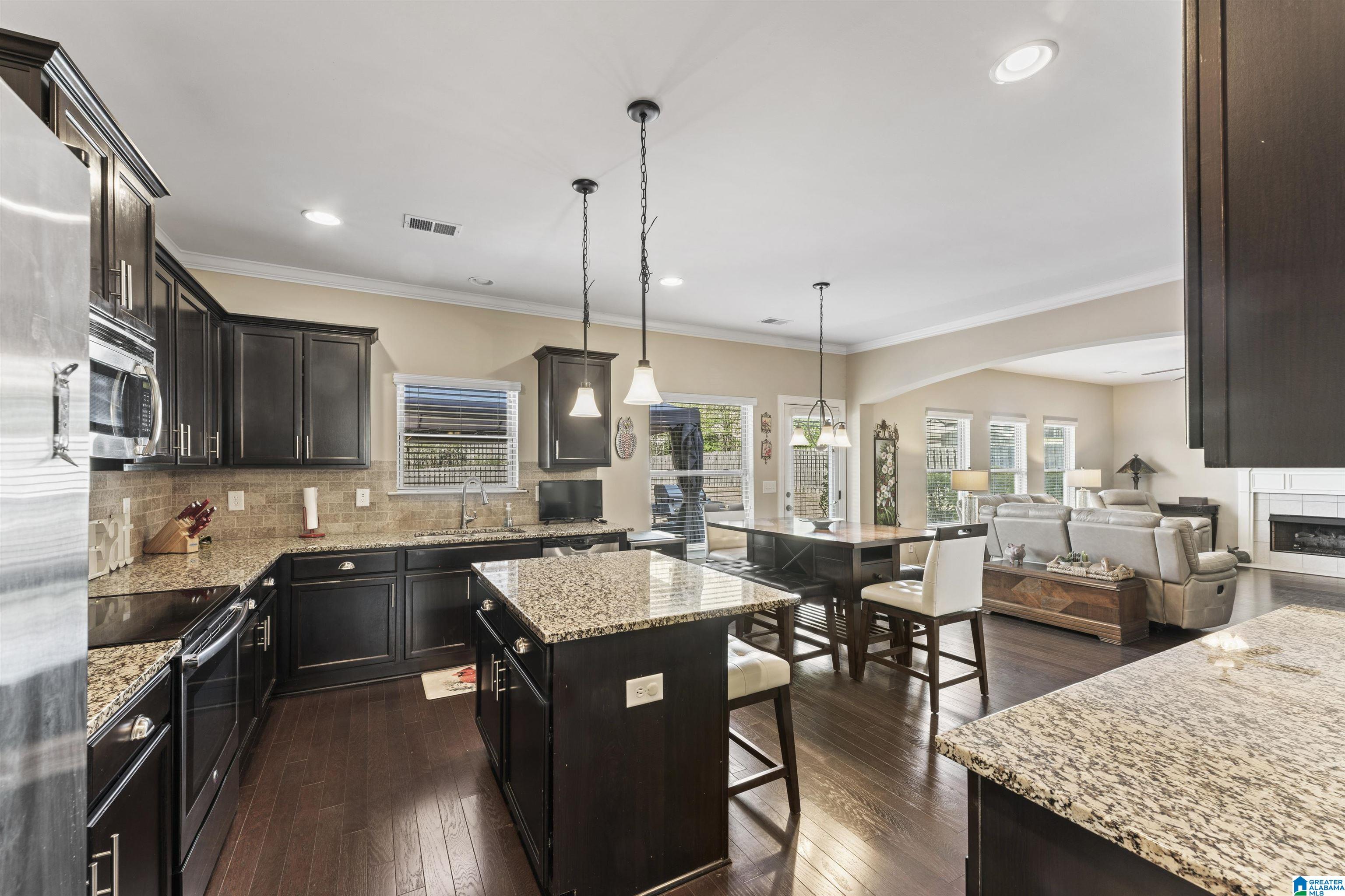 1057 Seminole Place Calera, AL 35040 - Photo 10 of 59