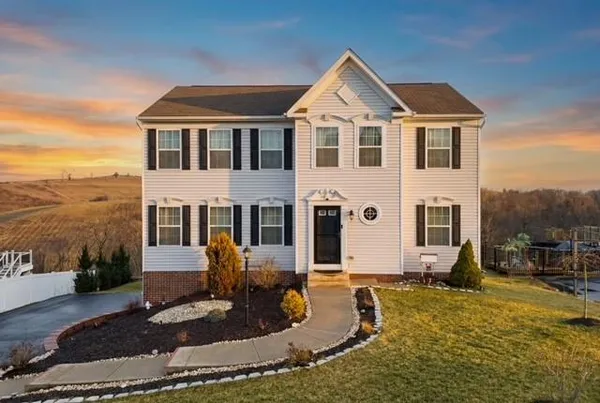 $529,900 | 1336 Sandstone Drive, McDonald, PA 15057