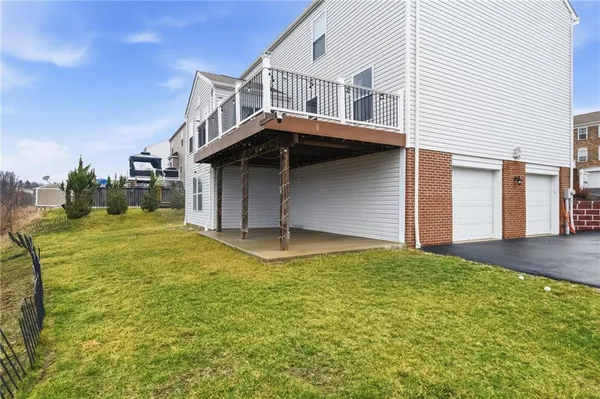 $497,000 | 1336 Sandstone Drive, McDonald, PA 15057