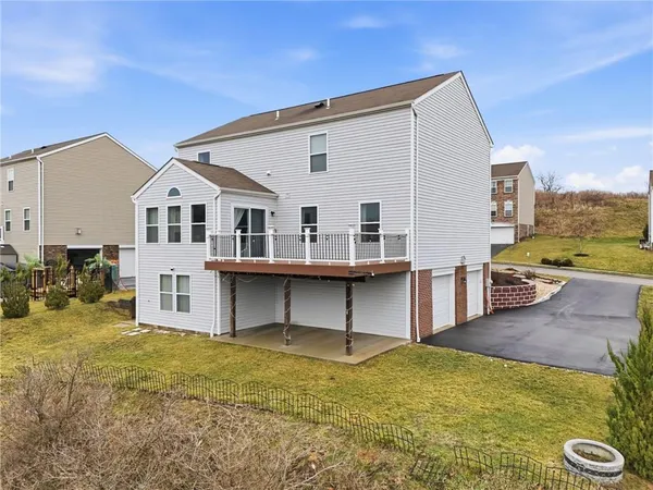 $497,000 | 1336 Sandstone Drive, McDonald, PA 15057